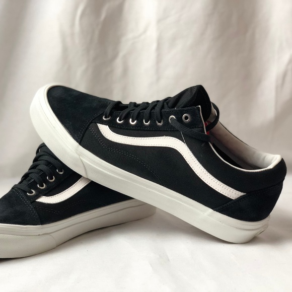 Vans Shoes - Vans Old Skool Snake Black/Blanc Shoes.